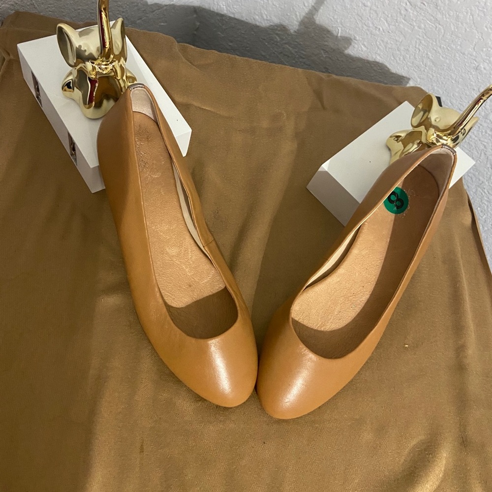 Cute, ballet, leather flats!!